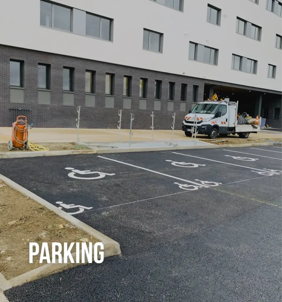 parking-goudronnée