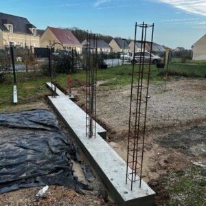 Piliers en pierre et pose de pavés